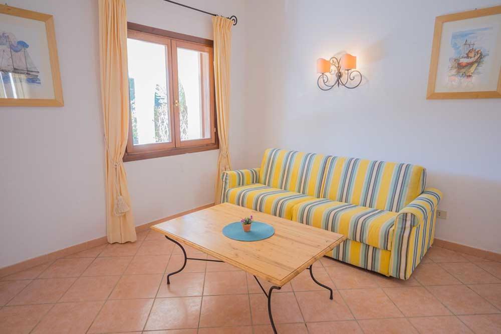 Residence Baia Sant Anna Con Piscina Танаунелла Екстер'єр фото